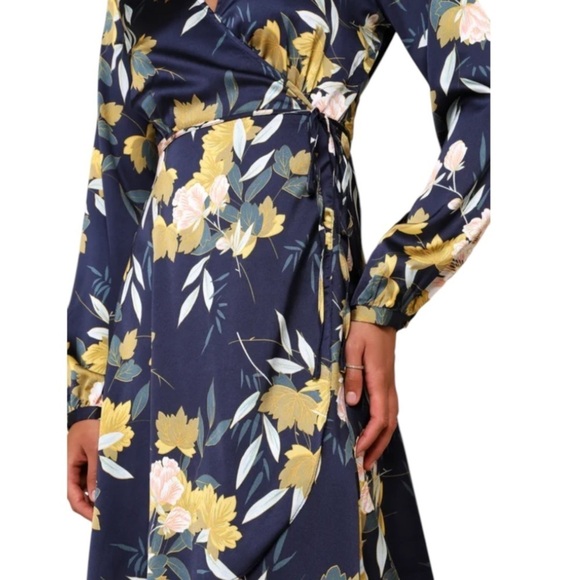 Lulus Love is Life Navy Blue Floral Print Satin Wrap Dress Sz XS - Picture 10 of 13